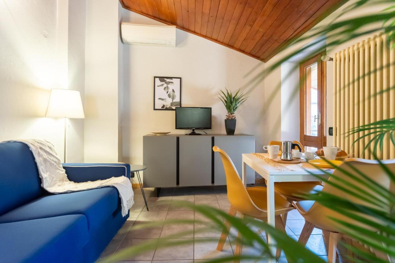 Blue Attic - Historical Como City Center By Rent All Como Eksteriør billede
