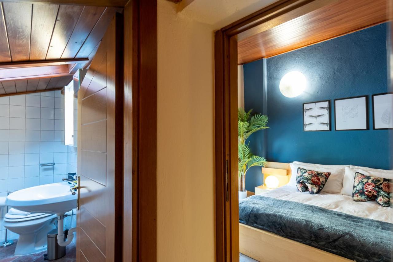 Blue Attic - Historical Como City Center By Rent All Como Eksteriør billede